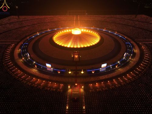 ภาพ No.77309:พิธีจุดมาฆประทีป ในวันมาฆบูชา อาทิตย์ต้นเดือนที่ 6 มีนาคม พ.ศ. 2566 ณ วัดพระธรรมกาย อ.คลองหลวง จ.ปทุมธานี