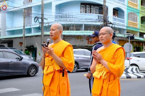 ภาพ No.128752:V.33 รวมพลังเพื่อบางกล่ำ การเตรียมงานของเจ้าหน้าที่หน่วยงานต่างๆ เพื่องานธรรมยาตราอัญเชิญพระบรมสารีริกธาตุ ประดิษฐาน ณ มหารัตนเจดีย์สิริปทุมสวรรค์ (เจดีย์อริยพุทธะ 5 พระองค์) ศูนย์ปฏิบัติธรรมภาคใต้ อ.บางกล่ำ จ.สงขลา ระหว่างวันที่ 9-10 มีนาคม พ.ศ. 2567