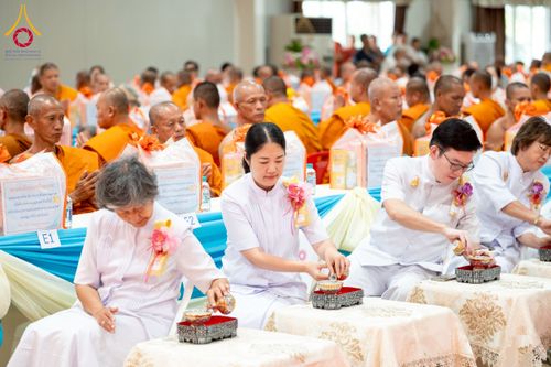 ภาพ No.238937:วันเสาร์ที่ 16 สิงหาคม พ.ศ. 2568 งานบุญประจำปี ครั้งที่ 20 พิธีทักษิณานุปทานแด่บรรพชน ตระกูลผ่องสวัสดิ์และหมู่ญาติที่ล่วงลับไปแล้ว ณ พระมหาเจดีย์ทัตตชีโว ศูนย์อบรมเยาวชนกาญจนบุรี