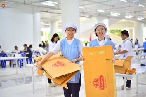 ภาพ No.243367:วันที่ 23-31 สิงหาคม พ.ศ. 2568 เจ้าหน้าที่ทุกสถานะ ทุ่มเทจัดงาน สัมมนารวมใจผู้นำบุญ เพื่องานกฐินสามัคคีทั่วไทย 30,000 วัด บูชาธรรม 81 ปี หลวงพ่อธัมมชโย