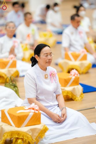 ภาพ No.153311:พิธีมุทิตาสักการะ พระภิกษุ-สามเณร ผู้สอบไล่ได้เปรียญธรรม ประโยค 1-2 ถึงประโยค ป.ธ.9 และบาลีศึกษา ประโยค1-2 ถึง บ.ศ.9 , พิธีมอบดวงแก้วสามเณรผู้ทรงบาลีไวยากรณ์ วัดพระธรรมกาย และ ศูนย์ส่งเสริมศีลธรรมในประเทศและต่างประเทศ วันอาทิตย์ที่ 8 กันยายน พ.ศ.2567