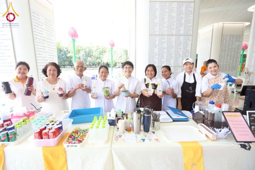 ภาพ No.244898:วันเสาร์ที่ 6 กันยายน พ.ศ. 2568 พิธีถวายบาตร บรรพชา อุปสมบทของนาคธรรมทายาท โครงการอุปสมบทหมู่บูชาธรรมครบรอบ 108 ปี  วันครูผู้ค้นพบวิชชาธรรมกาย ณ โบสถ์พระไตรปิฎก วัดพระธรรมกาย