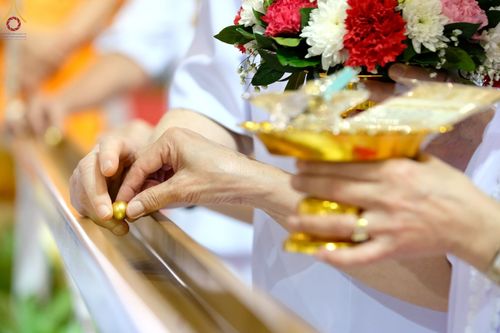 ภาพ No.77124:พิธีหล่อพระบรมพุทธเจ้า ในวันมาฆบูชา อาทิตย์ต้นเดือนที่ 6 มีนาคม พ.ศ. 2566 ณ วัดพระธรรมกาย จ.ปทุมธานี