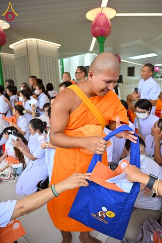 ภาพ No.223855:วันอาทิตย์ที่ 11 พฤษภาคม พ.ศ. 2568 พิธีอุปสมบทสามเณรเปรียญธรรมอุปสมบทอุทิศชีวิต 9 รูป อุบาสก 1 ท่าน ณ อุโบสถพระไตรปิฏกวัดพระธรรมกาย