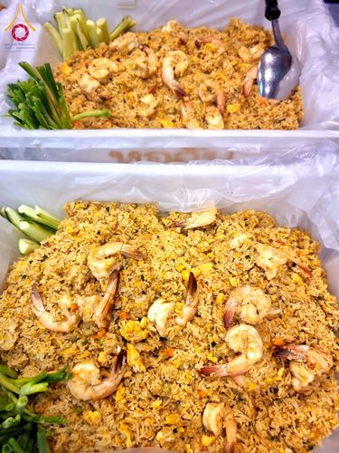 ภาพ No.204401:พิธีถวายภัตตาหารเป็นสังฆทาน แด่พระธรรมยาตรา ณ วัดพระธรรมกาย ตำบลคลองสาม อำเภอคลองหลวง จังหวัดปทุมธานี ในโครงการธรรมยาตรา กตัญญูบูชา มหาปูชนียาจารย์ พระมงคลเทพมุนี(สด จนฺทสโร) พระผู้ปราบมาร อนุสรณ์สถาน 7 แห่ง ปีที่ 13 วันที่ 31 มกราคม พ.ศ. 2568