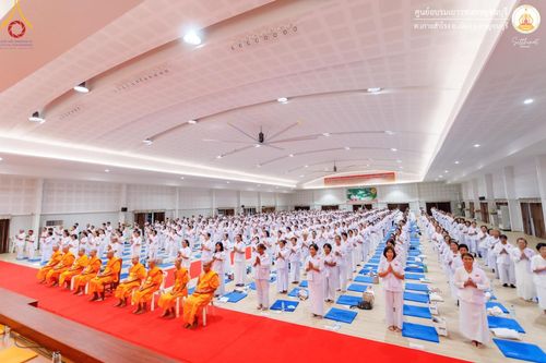 ภาพ No.152193:โครงการอบรมอุบาสก อุบาสิกาแก้ว ตัวแทนทอดกฐิน 30,000 วัด ทั่วไทย ระหว่างวันที่ 6-8 กันยายน พ.ศ. 2567 ณ ศูนย์อบรมเยาวชนกาญจนบุรี