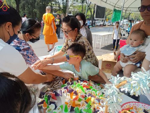 ภาพ No.111344:กิจกรรมงานวันเด็กแห่งชาติ รวมพลังเด็กเก่งและดี สร้างความดีสากล ปีที่ 6 ร่วมจัดโดย เทศบาลเมืองท่าโขลง พุทธสมาคมปทุมธานี องค์การบริหารส่วนตำบลคลองสาม ณ วัดพระธรรมกาย จ.ปทุมธานี วันที่ 13 มกราคม พ.ศ. 2567