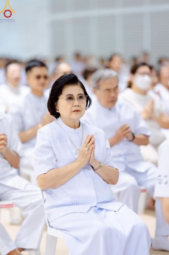 ภาพ No.222883:วันอาทิตย์ต้นเดือนที่ 4 พฤษภาคม พ.ศ. 2568 พิธีบูชาข้าวพระ ณ สภาธรรมกายสากล วัดพระธรรมกาย