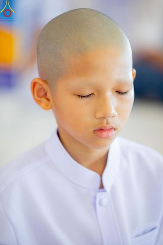 ภาพ No.215066:วันเสาร์ที่ 5 เมษายน พ.ศ. 2568 พิธีเวียนประทักษิณรอบพระมหาธรรมกายเจดีย์  พิธีวันทาเจดีย์ พิธีขอขมาและมอบผ้าไตร ในโครงการบรรพชาสามเณรฟื้นฟูพระพุทธศาสนาทั่วไทย , โครงการหน่อแก้วเปรียญธรรม รุ่นที่ 13 ,  โครงการสามเณรยุวธรรมทายาท รุ่นที่ 33 , โครงการสามเณรมั