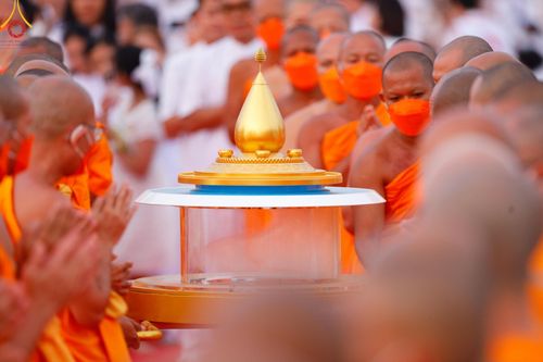 ภาพ No.129460:พิธีประดิษฐานพระบรมสารีริกธาตุ ณ มหารัตนะเจดีย์สิริปทุมสวรรค์ ศูนย์ปฏิบัติธรรมภาคใต้ อ.บางกล่ำ จ.สงขลา วันที่ 10 มีนาคม พ.ศ.2567