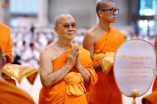 ภาพ No.339650:วันที่ 18 กรกฎาคม พ.ศ.2569 วันมหารำลึก ครั้งที่ 36 ณ ห้องแก้วสารพัดนึก 1 วัดพระธรรมกาย