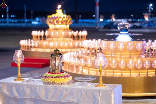 ภาพ No.280287:วันที่ 31 ธันวาคม พ.ศ.2568 -วันที่ 1 มกราคม พ.ศ.2569 พิธีฉลองชัยสวดมนต์บทธัมมจักกับปปวัตนสูตร ครบ 8,000,000,000 จบ , พิธีสวดมนต์ข้ามปี ณ วัดพระธรรมกาย