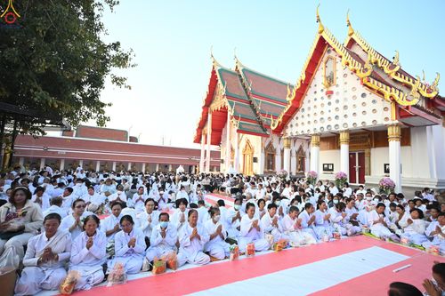 ภาพ No.294408:วันที่ 14 มกราคม พ.ศ. 2569 พิธีตักบาตรพระธรรมยาตรา ณ วัดสองพี่น้อง ต.ต้นตาล อ.สองพี่น้อง จ.สุพรรณบุรี ในโครงการธรรมยาตรา กตัญญูบูชา มหาปูชนียาจารย์ พระมงคลเทพมุนี(สด จนฺทสโร) พระผู้ปราบมาร อนุสรณ์สถาน 7 แห่ง ปีที่ 14