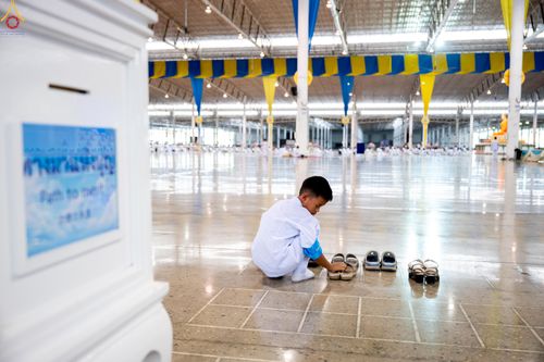 ภาพ No.342875:วันอาทิตย์ที่ 9 สิงหาคม พ.ศ.2569 พิธีจุดเทียนใจ ไฟนิรันดร์ อนันตชัย ณ รัตนบัลลังก์ วัดพระธรรมกาย