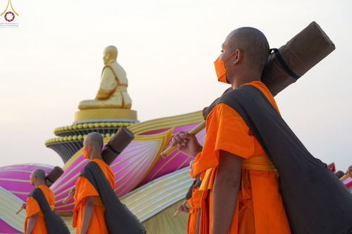 ภาพ No.74276:พุทธบุตรธรรมยาตรา ปฏิบัติธรรมและบันทึกภาพประวัติศาสตร์ ในโครงการธรรมยาตรากตัญญูบูชา มหาปูชนียาจารย์ พระมงคลเทพมุนี(สด จนฺทสโร) พระผู้ปราบมาร อนุสรณ์สถาน 7 แห่ง ปีที่ 11 ณ อนุสรณ์สถานบางปลา อ.บางเลน จ.นครปฐม วันที่ 23 มกราคม พ.ศ. 2566