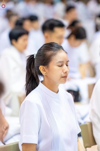ภาพ No.337859:วันอาทิตย์ต้นเดือน 5 กรกฎาคม พ.ศ.2569 พิธีบูชาข้าวพระ ณ สภาธรรมกายสากล วัดพระธรรมกาย