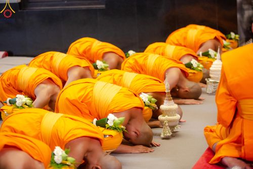 ภาพ No.137807:พิธีอุปสมบทสามเณรอุทิศชีวิต 11 รูป วันวิสาขบูชา พุธที่ 22 พฤษภาคม พ.ศ.2567 ณ อุโบสถ วัดพระธรรมกาย