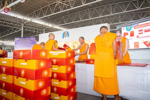 ภาพ No.315975:วันที่ 24 - 27 มีนาคม พ.ศ.2569 การเตรียมงานมหาสังฆทาน 40,000 กว่าวัดทั่วไทย วันคุ้มครองโลก 22 เมษายน พ.ศ.2569