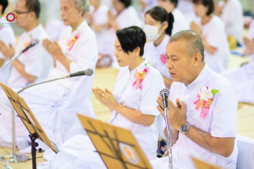 ภาพ No.121213:พิธีถวายภัตตาหารเป็นสังฆทาน แด่คณะพระธรรมยาตราฯ ในโครงการธรรมยาตรากตัญญูบูชา มหาปูชนียาจารย์ พระมงคลเทพมุนี(สด จนฺทสโร) พระผู้ปราบมาร อนุสรณ์สถาน 7 แห่ง ปีที่ 12 วันที่ 30 มกราคม พ.ศ. 2567 ณ สภาธรรมกายสากล วัดพระธรรมกาย