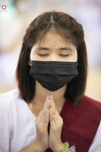 ภาพ No.65195:พิธีบูชาข้าวพระ และสาธุชนปฏิบัติธรรมร่วมกัน ในวันอาทิตย์ต้นเดือนที่ 4 ธันวาคม พ.ศ. 2565 ณ วัดพระธรรมกาย จ.ปทุมธานี