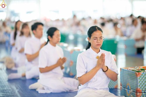 ภาพ No.345362:วันพฤหัสบดีที่ 27 สิงหาคม พ.ศ.2569 พิธีตักบาตรในวันธรรมชัย ณ สภาธรรมกายสากล วัดพระธรรมกาย ปทุมธานี