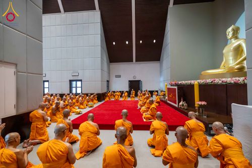 ภาพ No.321404:วันเสาร์ที่ 11 เมษายน พ.ศ.2569 พิธีขอบรรพชา พิธีขอสรณคมณ์และศีล, พิธีถวายบาตร พิธีอุปสมบท โครงการอุปสมบทหมู่ บูชาธรรมหลวงพ่อธัมมชโย พ.ศ.2569 โครงการอุปสมบทหมู่ธรรมทายาท ระดับอุดมศึกษา รุ่น 53 (ภาคฤดูร้อน) ณ วัดพระธรรมกาย ปทุมธานี