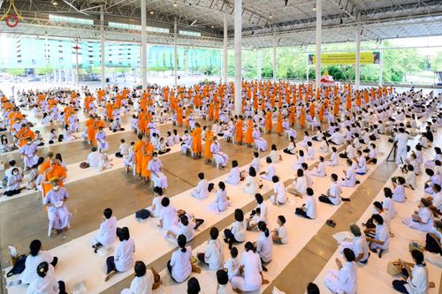 ภาพ No.63632:พิธีปลงผมนาคธรรมทายาท โครงการอุปสมบทบูชาธรรม มหาปูชนียาจารย์ประจำปี 2565 วันที่ 19 พฤศจิกายน พ.ศ. 2565 ณ สภาธรรมกายสากล วัดพระธรรมกาย
