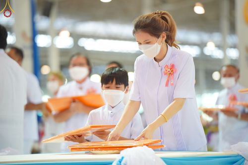 ภาพ No.65322:พิธีทอดผ้าป่า ในวันอาทิตย์ต้นเดือนที่ 4 ธันวาคม พ.ศ. 2565 ณ วัดพระธรรมกาย จ.ปทุมธานี