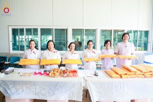 ภาพ No.315596:วันอาทิตย์ ที่ 22 มีนาคม พ.ศ. 2569 พิธีทอดผ้าป่าฉลองพระประธาน พิธีประดิษฐานพระบรมสารีริกธาตุในองค์พระประธาน พิธีจารึกชื่อบรรจุในแผ่นฌาน ณ ศูนย์ปฏิบัติธรรมสมุทรปราการ (บางบ่อ)