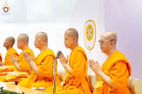 ภาพ No.315636:วันอาทิตย์ ที่ 22 มีนาคม พ.ศ. 2569 พิธีทอดผ้าป่าฉลองพระประธาน พิธีประดิษฐานพระบรมสารีริกธาตุในองค์พระประธาน พิธีจารึกชื่อบรรจุในแผ่นฌาน ณ ศูนย์ปฏิบัติธรรมสมุทรปราการ (บางบ่อ)