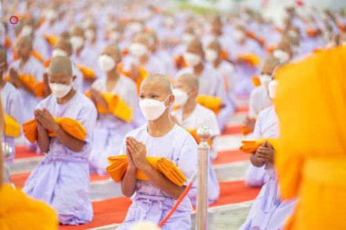 ภาพ No.79869:พิธีขอบรรพชา , พิธีคล้องอังสะ พิธีขอสรณคมน์และศีล , พิธีขอนิสสัย ในโครงการบรรพชาสามเณรฟื้นฟูพระพุทธศาสนาทั่วไทย วันเสาร์ที่ 8 เมษายน พ.ศ.2566