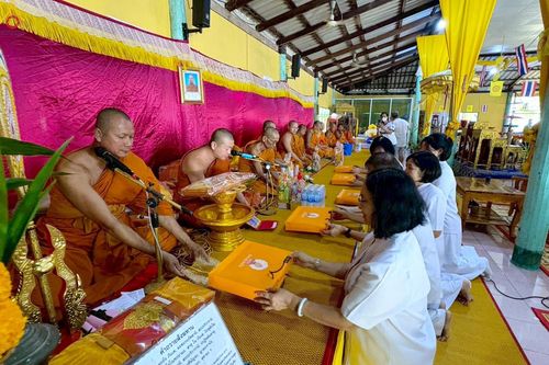 ภาพ No.283273:วันที่ 26 ตุลาคม 2568 พิธีทอดกฐินสามัคคีทั่วไทย 30,000 วัด  โดยคณะศิษยานุศิษย์ บูชาธรรม 81 ปี  หลวงพ่อธัมมชโย ณ วัดเฉลิมลาภ อ.หนองใหญ่ จ.ชลบุรี