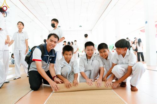 ภาพ No.109510:V.7 พลังใจ การเตรียมงาน เก็บงาน การรับบุญของเจ้าหน้าที่หน่วยงานต่างๆ เพื่อโครงการธรรมยาตรา กตัญญูบูชามหาปูชนียาจารย์ พระมงคลเทพมุนี (สด จนฺทสโร) พระผู้ปราบมาร อนุสรณ์สถาน 7 แห่ง ปีที่ 12 ระหว่างวันที่ 2 - 31 มกราคม พ.ศ.2567