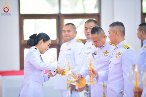 ภาพ No.227258:วันอังคารที่ 3 มิถุนายน พ.ศ. 2568 นายอำเภอคลองหลวง นำพสกนิกรรวมใจภักดิ์ สมเด็จพระนางเจ้าฯ พระบรมราชินี เนื่องในโอกาสวันเฉลิมพระชนมพรรษา ณ อาคารปลูกศรัทธา 2 วัดพระธรรมกาย อ.คลองหลวง จ.ปทุมธานี