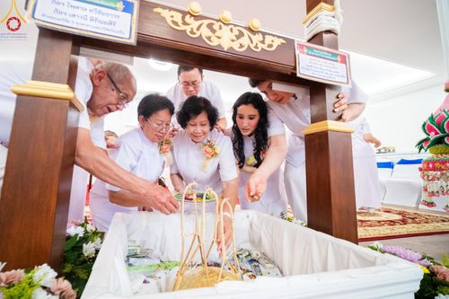 ภาพ No.144884:พิธีประดิษฐานลูกนิมิตมหาสมบัติ ผูกสีมาสถาปนาอุโบสถ บูชาธรรม ๘๐ ปี หลวงพ่อธัมมชโย วันอาทิตย์ที่ ๓๐ มิถุนายน พ.ศ. ๒๕๖๗ วัดพระธรรมกายนิวเจอร์ซี ประเทศสหรัฐอเมริกา