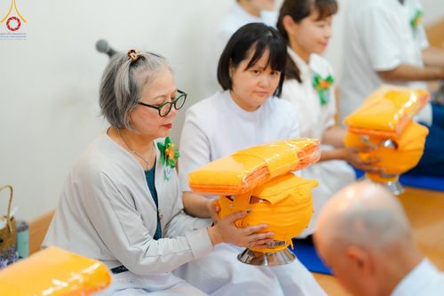 ภาพ No.147602:พิธีตัดปอยผม ขอขมา มอบบาตร ผ้าไตร โครงการปฐมอุปสมบท สมโภชอุโบสถ บูชาธรรม 80 ปี หลวงพ่อธัมมชโย ณ วัดพระธรรมกายโทชิหงิ ประเทศญี่ปุ่น วันพฤหัสบดีที่ 8 สิงหาคม พ.ศ. 2567