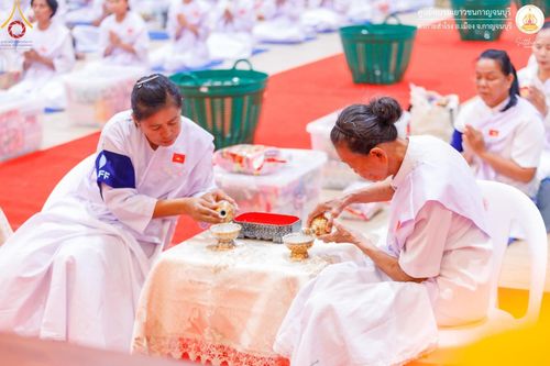 ภาพ No.152253:โครงการอบรมอุบาสก อุบาสิกาแก้ว ตัวแทนทอดกฐิน 30,000 วัด ทั่วไทย ระหว่างวันที่ 6-8 กันยายน พ.ศ. 2567 ณ ศูนย์อบรมเยาวชนกาญจนบุรี