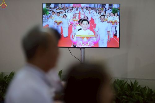 ภาพ No.240928:วันพุธที่ 27 สิงหาคม พ.ศ. 2568 พิธีทอดผ้าป่าเพื่อสร้างอาคาร  82 ปี หลวงพ่อธัมมชโย สมทบกฐินวัดพระธรรมกาย และกฐิน 30,000 วัดทั่วประเทศ ครั้งที่ 1