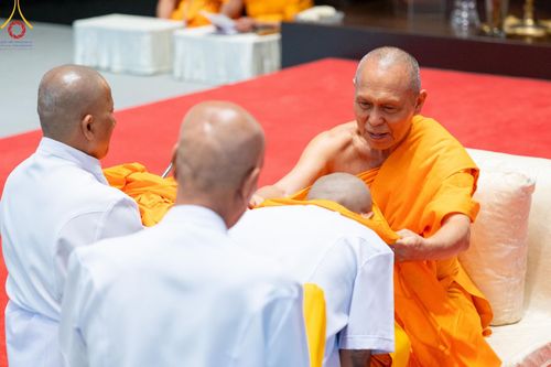 ภาพ No.156839:พิธีบรรพชาอุปสมบท ธรรมทายาท โครงการอุปสมบทหมู่บูชาธรรมครบรอบ 107 ปี วันครูผู้ค้นพบวิชชาธรรมกาย ณ โบสถ์พระไตรปิฏก วัดพระธรรมกาย วันเสาร์ที่ 14 กันยายน พ.ศ. 2567