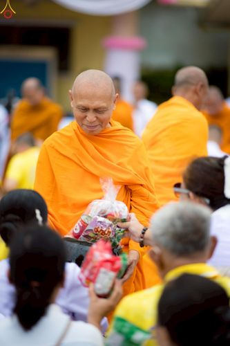 ภาพ No.242047:วันอาทิตย์ที่ 31 สิงหาคม พ.ศ. 2568 พิธีทำบุญแด่คณะสงฆ์ 122 รูป ฉลอง 121 ปี อำเภอคลองหลวง จ.ปทุมธานี เพื่อนำส่งช่วยเหลือคณะสงฆ์ 323 วัด 4 จังหวัดชายแดนภาคใต้ และช่วยเหลือประชาชนจากเหตุปะทะ แนวชายแดนไทย-กัมพูชา ณ บริเวณหน้าที่ว่าการอำเภอคลองหลวง 