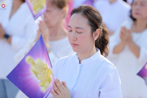 ภาพ No.248880:วันที่ 20 กันยายน พ.ศ. 2568 พิธีอัญเชิญรูปหล่อหลวงปู่วัดปากน้ำ ภาษีเจริญ จากวัดมงคลนิมิตร พระอารามหลวง เพื่อประดิษฐาน ณ วิหารพระมงคลเทพมุนี (สด จนฺทสโร)  ศูนย์ปฏิบัติธรรมภูเก็ต จ.ภูเก็ต