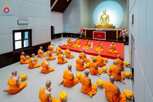 ภาพ No.256345:วันที่ 4 ตุลาคม พ.ศ. 2568 พิธีบรรพชาอุปสมบท  โครงการอุปสมบทหมู่บูชาธรรม 141 ปี  พระมงคลเทพมุนี (สด จนฺทสโร) ณ โบสถ์พระไตรปิฏก วัดพระธรรมกาย จ.ปทุมธานี