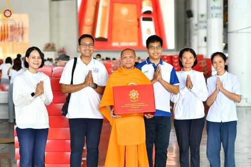 ภาพ No.212186:วันจันทร์ที่ 17 มีนาคม พ.ศ. 2568 บุญบรรจุกล่องไทยธรรม เพื่อถวายแด่พระสังฆาธิการ 40,000 กว่าวัดทั่วไทย ในวันคุ้มครองโลก 22 เมษายน พ.ศ. 2568 ณ บ้านแก้วเรือนทองคุณยายฯ วัดพระธรรมกาย