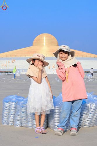 ภาพ No.60992:V.37 ยิ่งกว่าดี เพื่อ 80 ปีของพ่อ ภาพการเตรียมงานของหน่วยงานต่างๆ เพื่อพิธีฉลองอายุวัฒนมงคล 80 ปี หลวงพ่อธัมมชโย และรับถวายมหาสังฆทาน 10,000 กว่าวัดทั่วประเทศ ในวันคุ้มครองโลก วันจันทร์ที่ 22 เมษายน พ.ศ. 2567