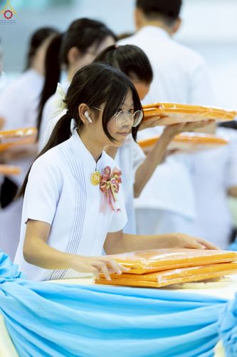 ภาพ No.244088:วันอาทิตย์ที่ 7 กันยายน พ.ศ. 2568 พิธีทอดผ้าป่าสมทบกฐินวัดพระธรรมกาย และสมทบกฐิน 30,000 วัดทั่วไทย ครั้งที่ 2 ณ ห้องแก้วสารพัดนึก 1 วัดพระธรรมกาย