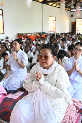 ภาพ No.278823:วันที่ 1 พฤศจิกายน  2568  กฐินสมทบวัดต่างประเทศ โดยคณะศิษยานุศิษย์ บูชาธรรม 81 ปี หลวงพ่อธัมมชโย ณ วัดธรรมรักษิตาราม ประเทศศรีลังกา