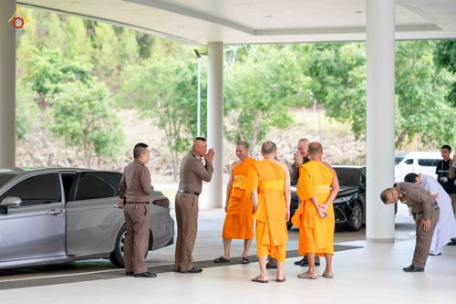 ภาพ No.340358:วันที่ 23 กรกฎาคม พ.ศ. 2569 พิธีเปิดโครงการพัฒนาคุณธรรม จริยธรรม สำหรับนักเรียนนายสิบตำรวจ (นสต.) รุ่นที่ 17 ศูนย์ฝึกอบรมตำรวจภูธรภาค 1 ระหว่างวันที่ 23-27 กรกฏาคม 2569 ( 5 วัน 4 คืน) ณ ศูนย์ปฏิบัติธรรมเวิล์ดพีช วัลเล่ย์ (World Peace Valley) เขาใหญ่  ต.ห