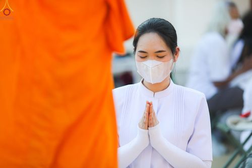 ภาพ No.72379:พิธีต้อนรับพระธรรมยาตรา ในโครงการธรรมยาตรากตัญญูบูชา มหาปูชนียาจารย์ พระมงคลเทพมุนี(สด จนฺทสโร) พระผู้ปราบมาร อนุสรณ์สถาน 7 แห่ง ปีที่ 11 วันที่ 18 มกราคม พ.ศ. 2566 ณ อนุสรณ์สถานลำดับที่ 4 สถานที่เกิดด้วยกายธรรม วัดโบสถ์ (บน) บางคูเวียง อ.บางกรวย จ.นนทบุ