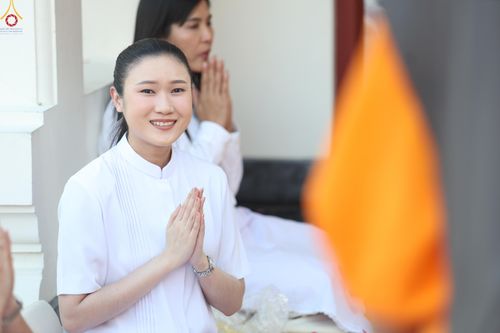 ภาพ No.295271:วันที่ 16 มกราคม พ.ศ. 2569 พิธีต้อนรับพระธรรมยาตรา อนุสรณ์สถานลำดับที่ 4 (ภาพชุดที่ 2) สถานที่เกิดด้วยกายธรรม ณ วัดโบสถ์บน ต.บางคูเวียง จ.นนทบุรี ในโครงการธรรมยาตรา กตัญญูบูชา มหาปูชนียาจารย์ พระมงคลเทพมุนี(สด จนฺทสโร) พระผู้ปราบมาร อนุสรณ์สถาน 7 แห่ง ปี