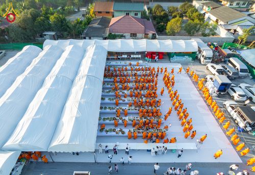 ภาพ No.289979:วันที่ 8 มกราคม พ.ศ. 2569 พิธีถวายภัตตาหารเป็นสังฆทาน แด่พระธรรมยาตรา ณ อนุสรณ์สถานคลองบางนางแท่น อ.สามพราน จ.นครปฐม ในโครงการธรรมยาตรา กตัญญูบูชา มหาปูชนียาจารย์ พระมงคลเทพมุนี(สด จนฺทสโร) พระผู้ปราบมาร อนุสรณ์สถาน 7 แห่ง ปีที่ 14